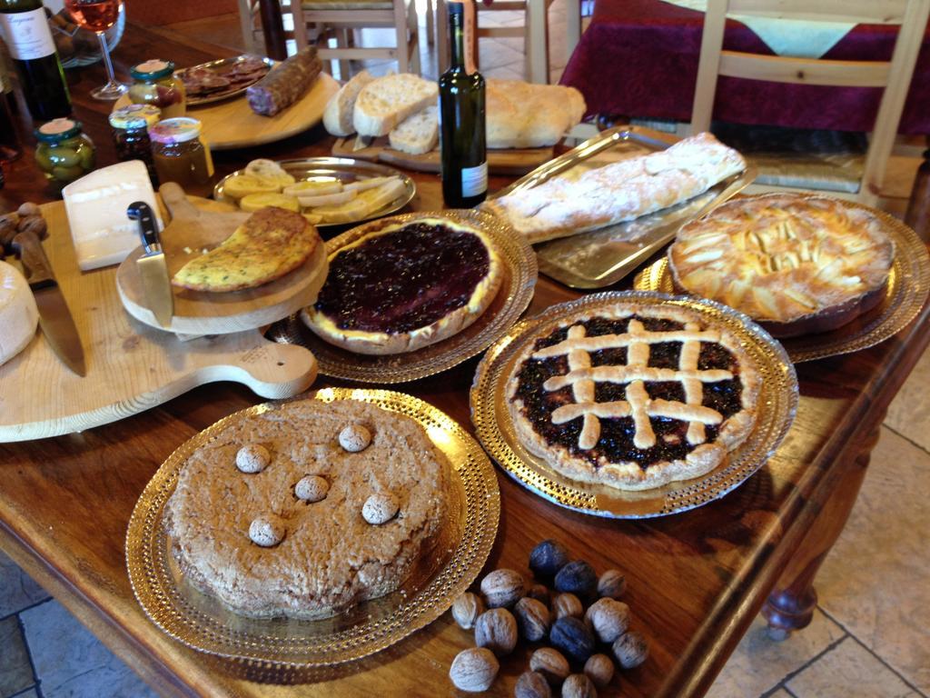B&B Antiche Mura Puegnago sul Garda Exterior foto