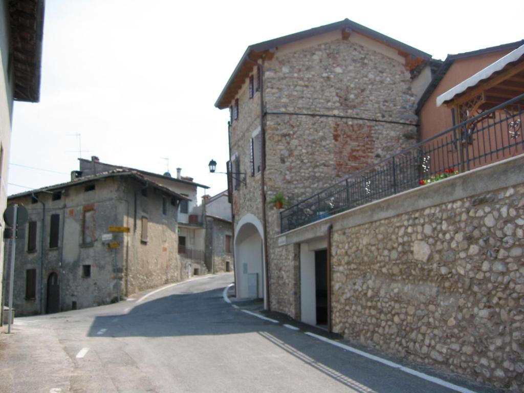 B&B Antiche Mura Puegnago sul Garda Exterior foto